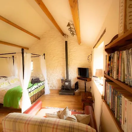 Woodend Schoolhouse بيت للعطل بروتون إن فورنيس